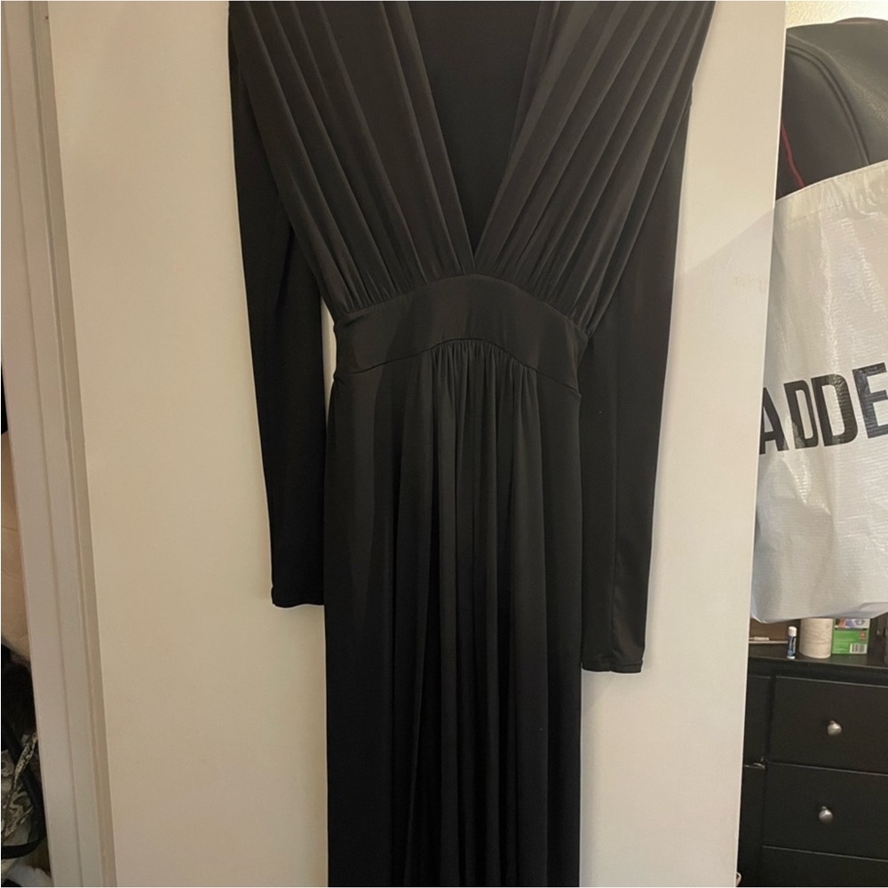 Black Maxi Spree Slit Dress Size‎ NEW Size M - Picture 2 of 3